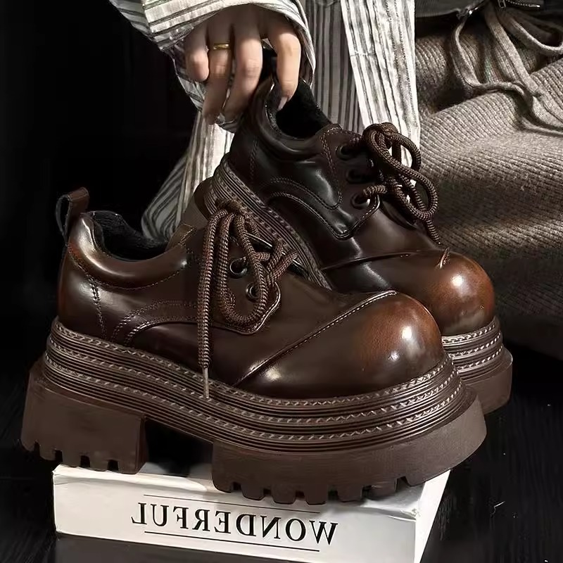حذاء بدون كعب على الطراز البري - مراجعة Leather Shoe Polish وسعره